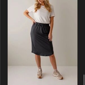 The Main Street Exchange active skirt